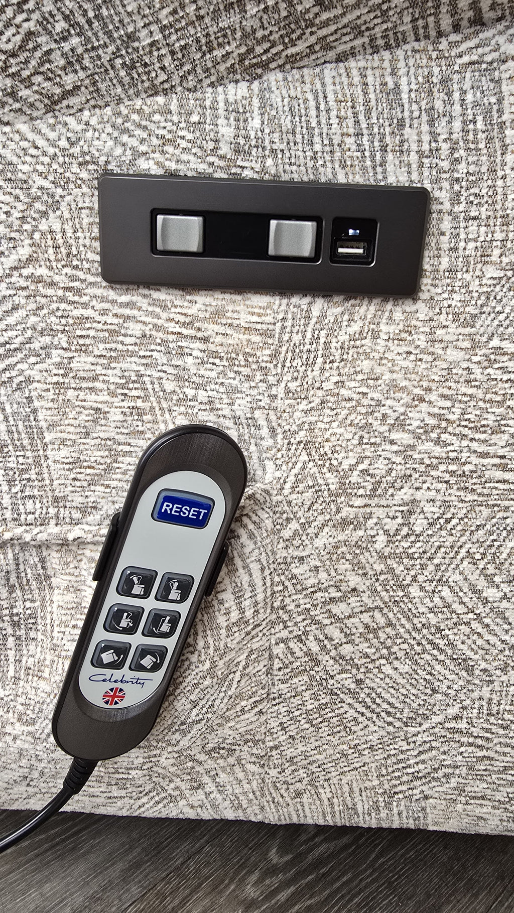 Celebrity Woburn Standard Cloud Zero Riser Recliner with Electric Headrest & Lumbar