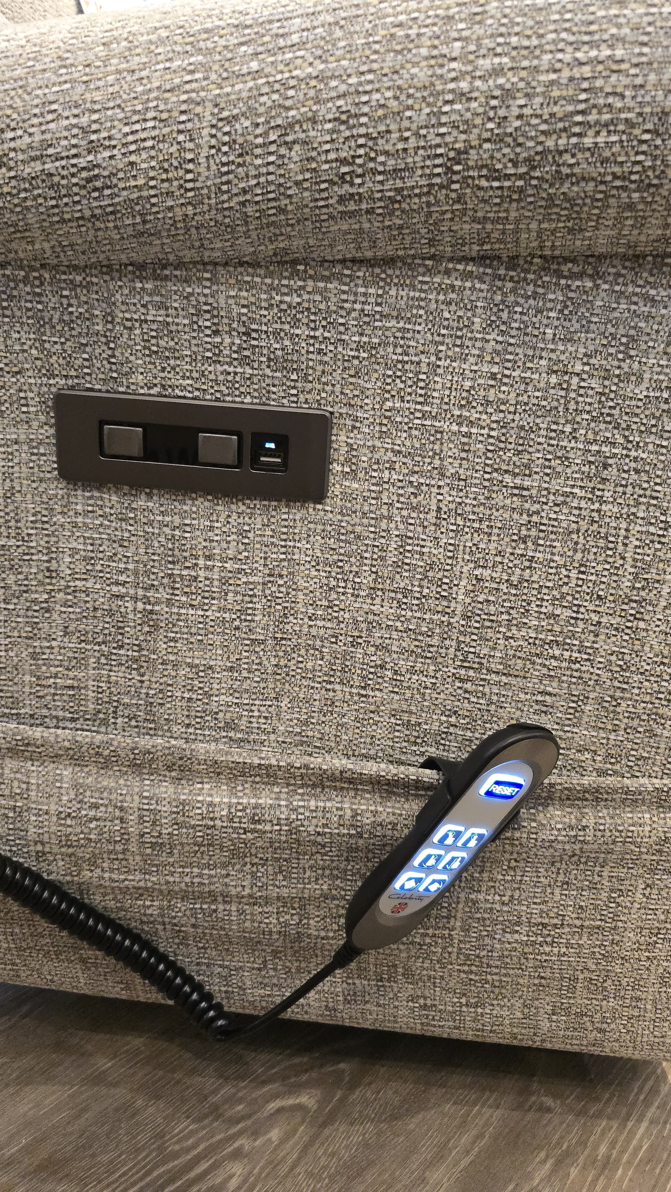 Celebrity Hollingwell Standard Cloud Zero 5 Motor with Head & Lumbar Riser Recliner in Eden SoftCloth