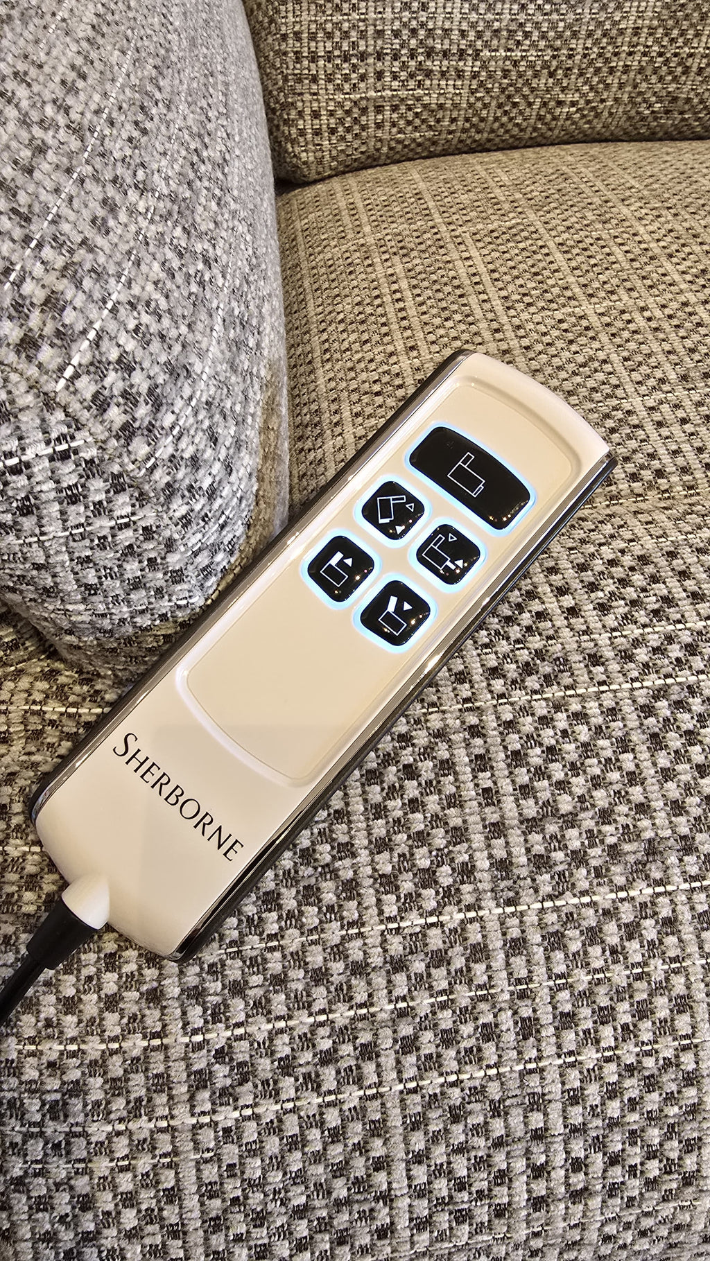 Sherborne Keswick Standard Dual Motor Riser Recliner in Ravello Softcloth