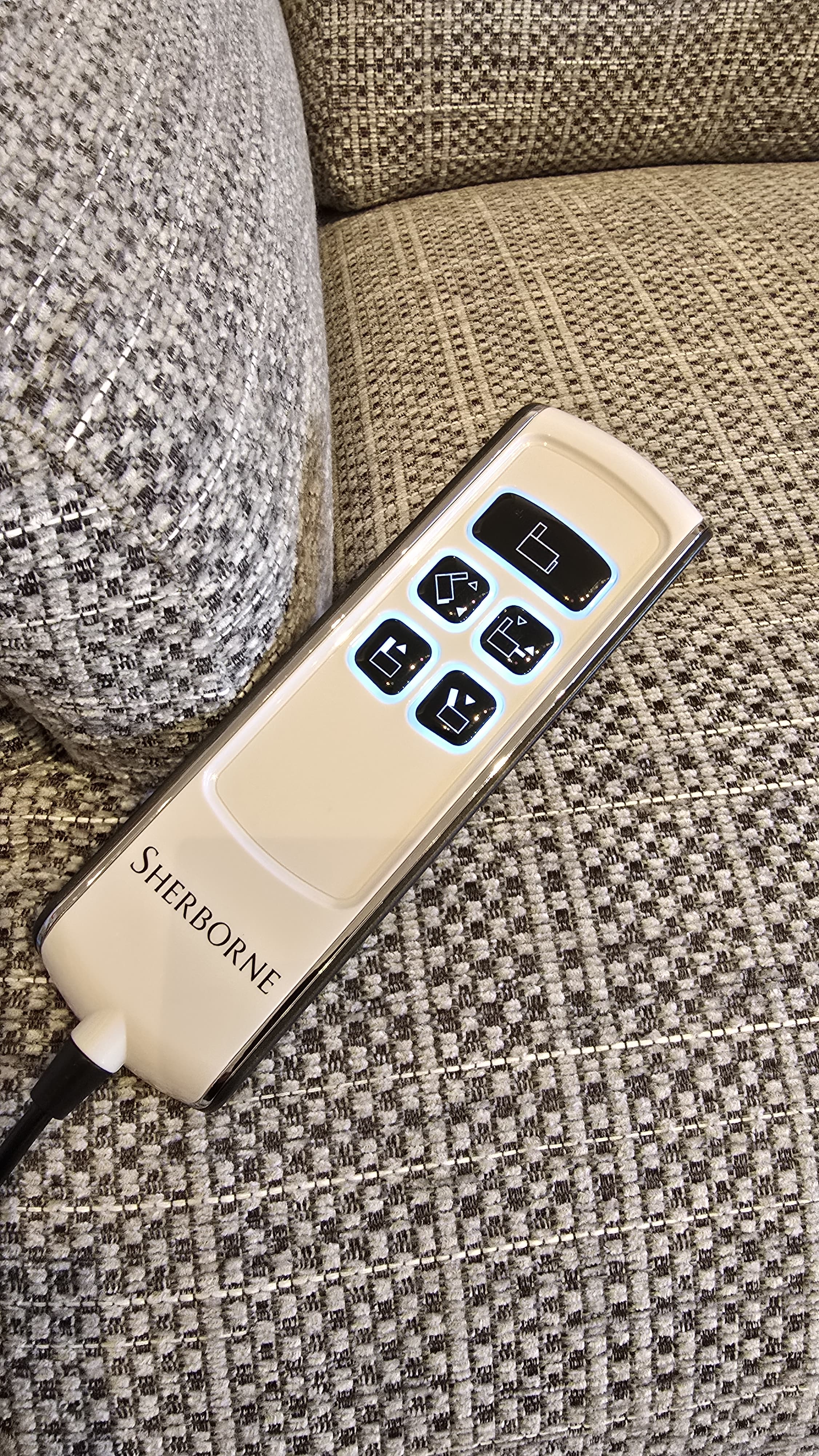 Sherborne Keswick Standard Dual Motor Riser Recliner in Ravello Softcloth