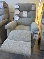 Celebrity Hollingwell Standard Cloud Zero 5 Motor with Head & Lumbar Riser Recliner in Eden SoftCloth