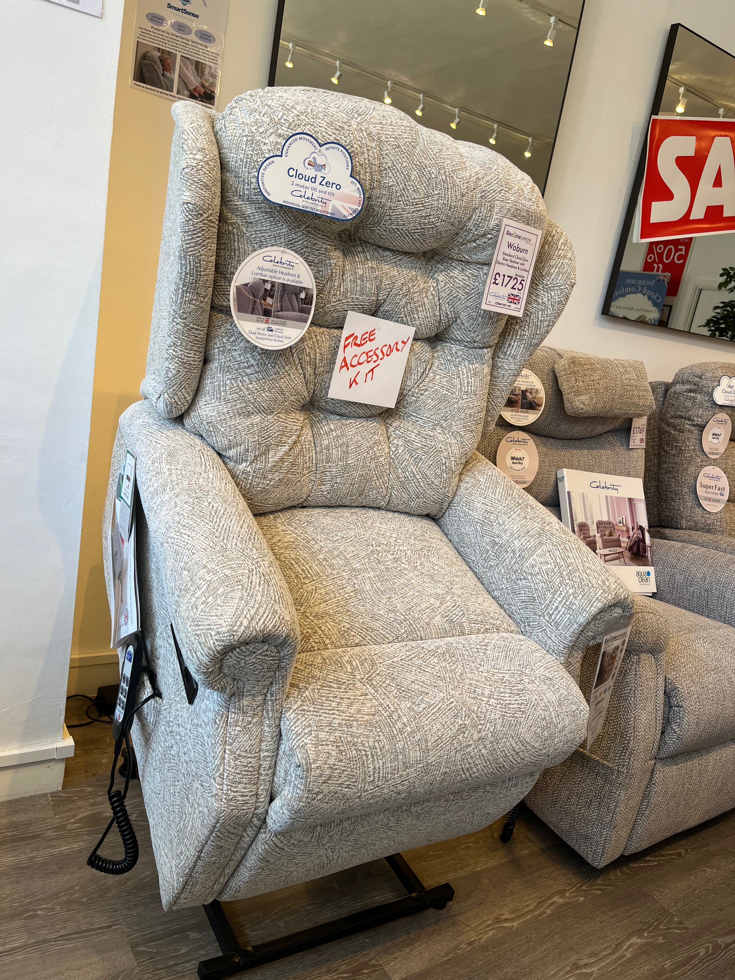 Celebrity Woburn Standard Cloud Zero Riser Recliner with Electric Headrest & Lumbar