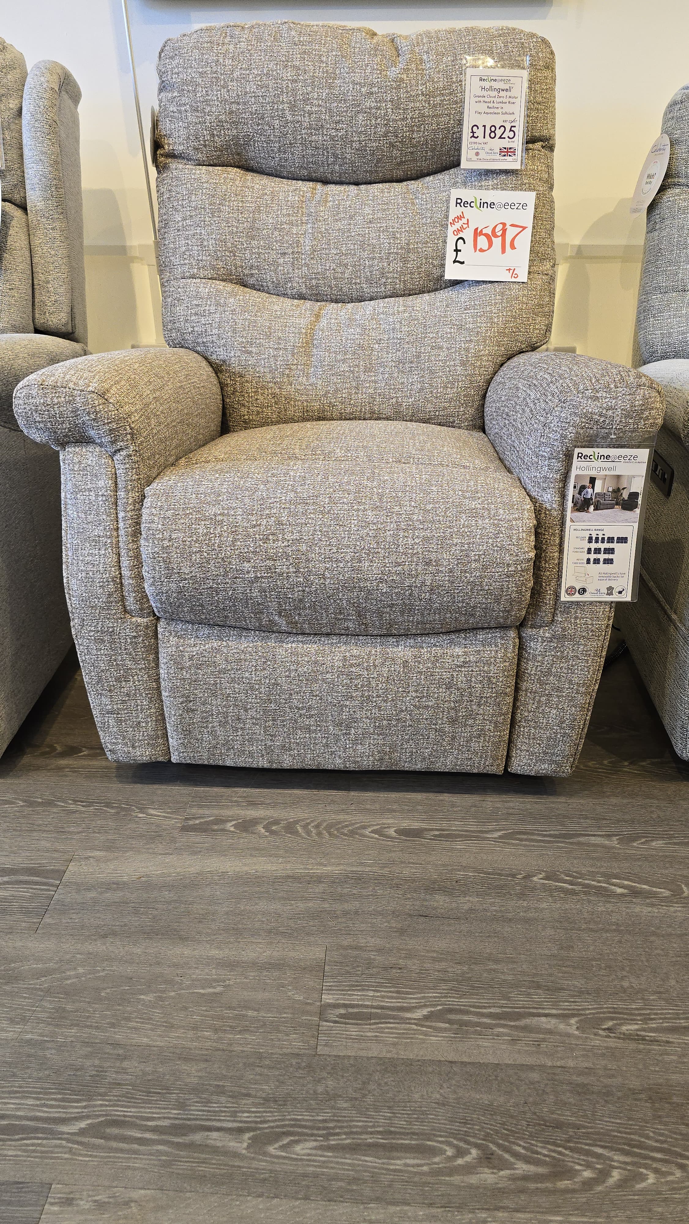 Celebrity Hollingwell Grande Cloud Zero 5 Motor with Headrest & Lumbar Riser Recliner in Filey Aquaclean Softcloth